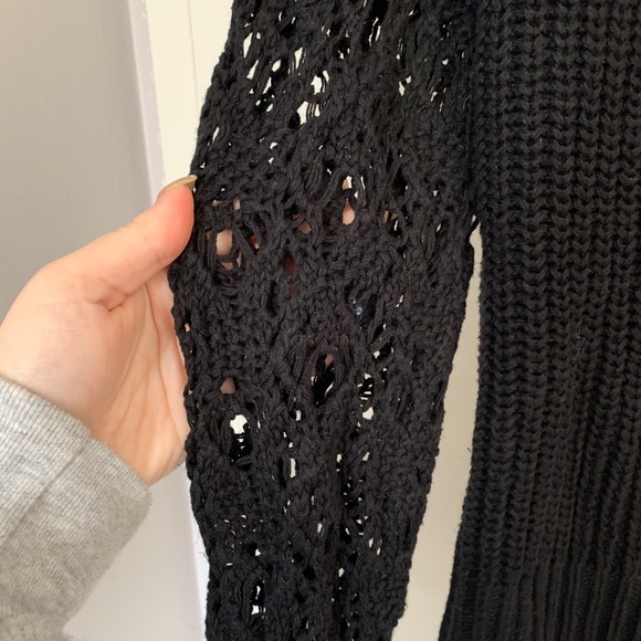 Aritzia Wilfred wool sweater with detailed sleeves - Picture 3 of 5